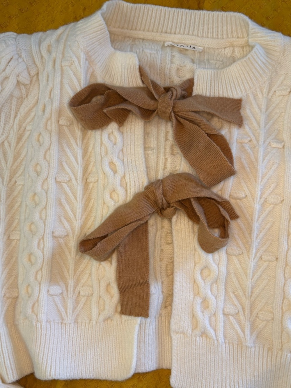 Storia Cream Cable Knit Cropped Cardigan with Brown Bow Ties - Picture 9 of 15
